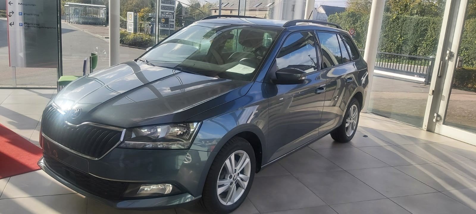 Skoda Fabia 1.0tsi 2020 1 jaar Garantie., Auto's, Voorwielaandrijving, Stof, Euro 6, Particulier