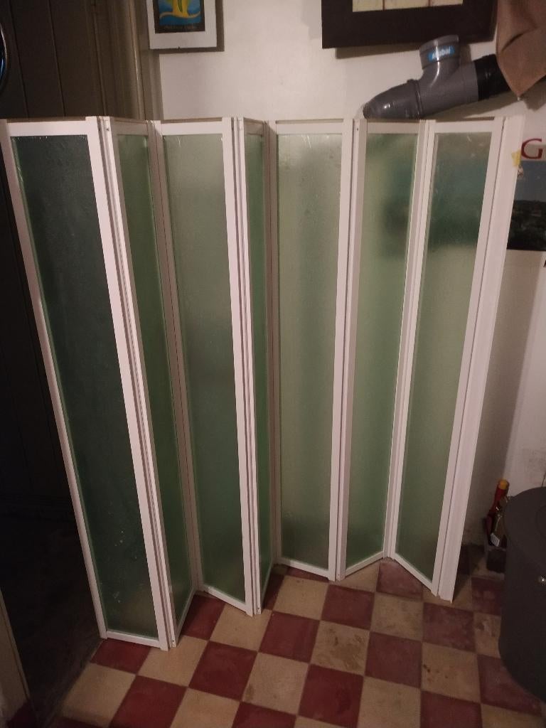 Parois de douche pliable - pour mettre sur le baignoire, Maison & Meubles, Salle de bain | Salle de bain complète, Enlèvement