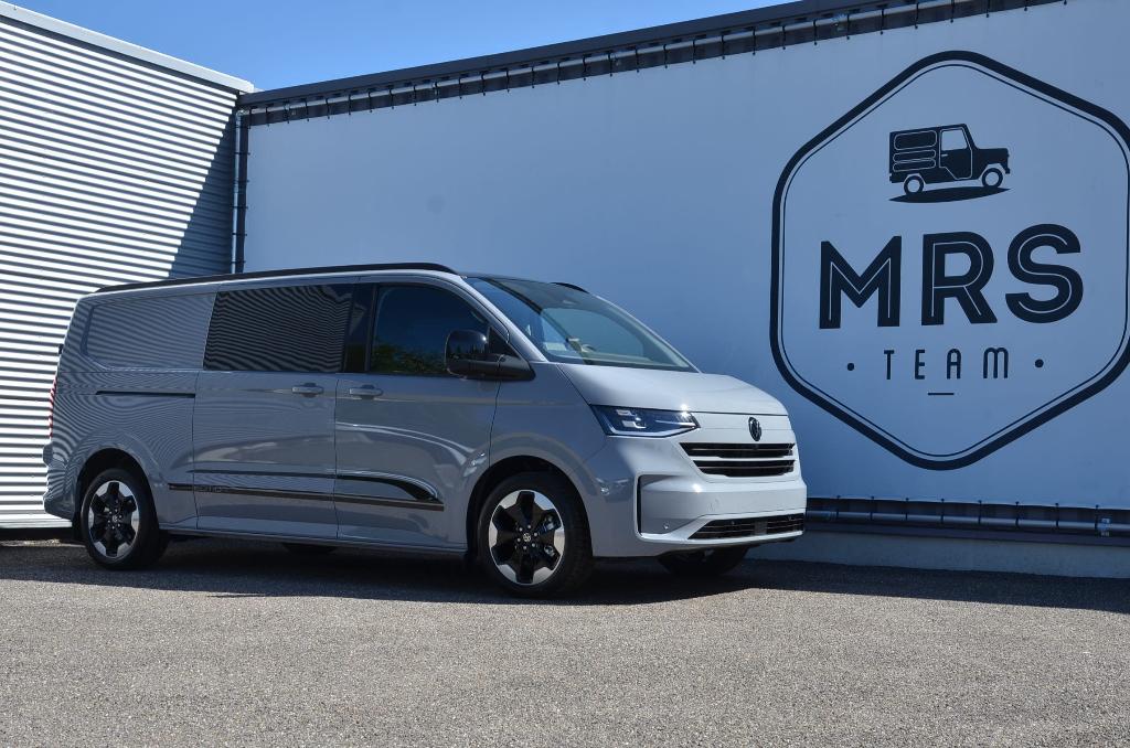 Volkswagen T7-EDITION-Dubbelcab-4Motion-DSG-Nieuw- 46990+BTW, Auto's, Bestelwagens en Lichte vracht, Automaat, Euro 6, Volkswagen