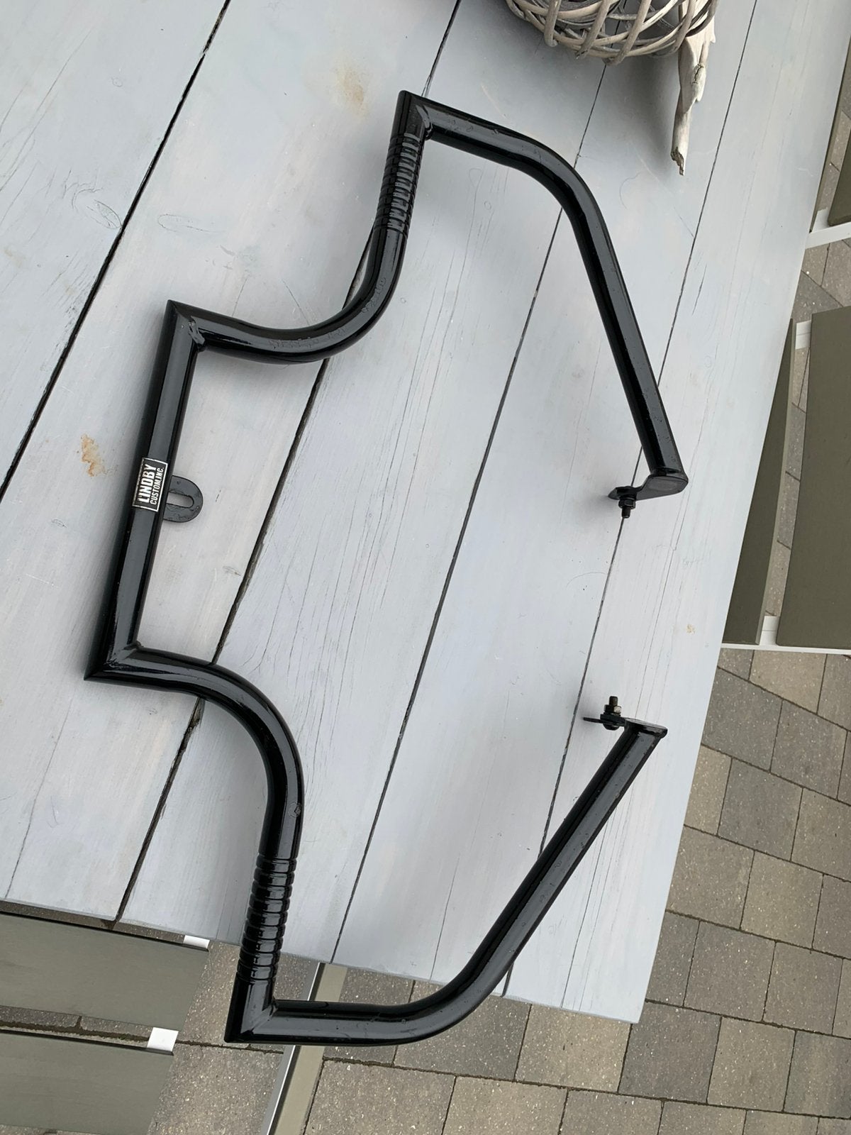 Softails Valbaar Lindby Customs, Enlèvement