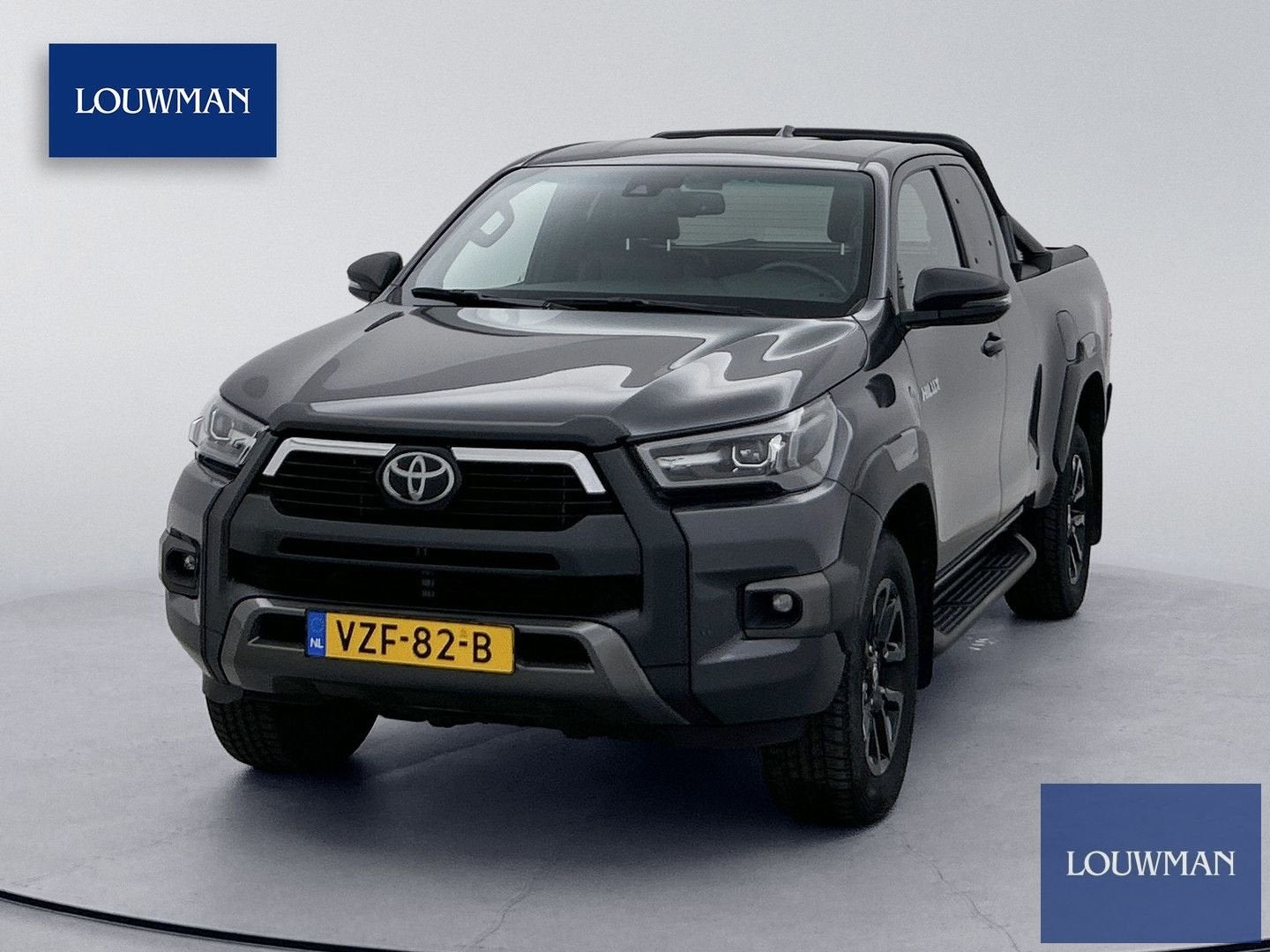Toyota HiLux 2.8 D-4D Xtra Cab Invincible Leder Trekhaak 3.5, Auto's, Automaat, Bedrijf, Te koop, Parkeersensor
