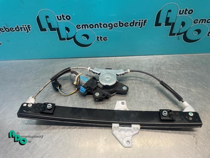 Mécanique vitre 4portes arrière droite d'un Chevrolet Spar, -, 3 mois de garantie, Utilisé, -