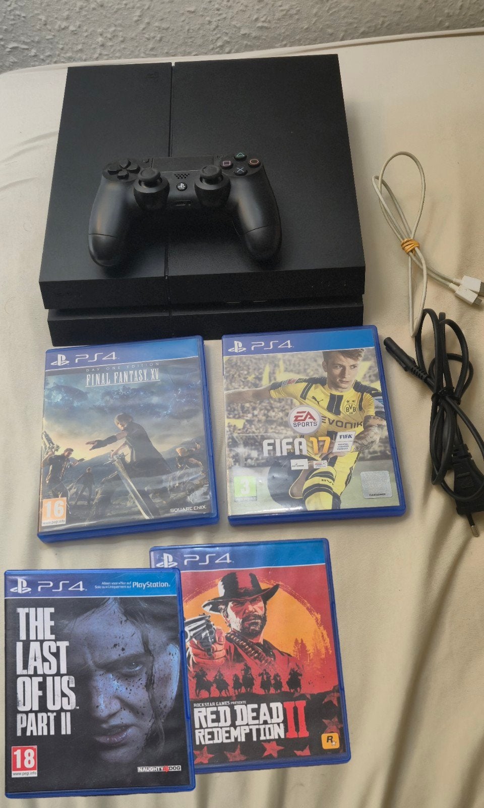 PS4 + controller + games, Games en Spelcomputers, Ophalen