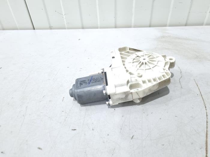 Moteur de vitre portière d'un Audi SQ5, -, 3 mois de garantie, Audi, Utilisé