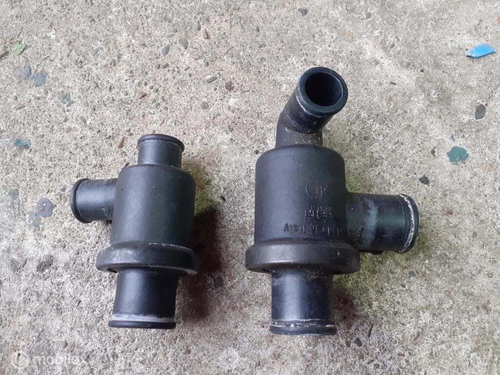 Thermonstaat koelwater 748 916 888 Monster 1098 848 999 749, Enlèvement ou Envoi, Factorystore.service@ducati.com, Via Antonio Cavalieri Ducati, 74/5, 74/6, 40132 Bologna BO
