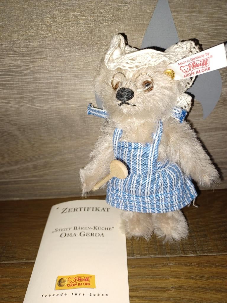 Steiff oma Gerda, Ophalen, Steiff