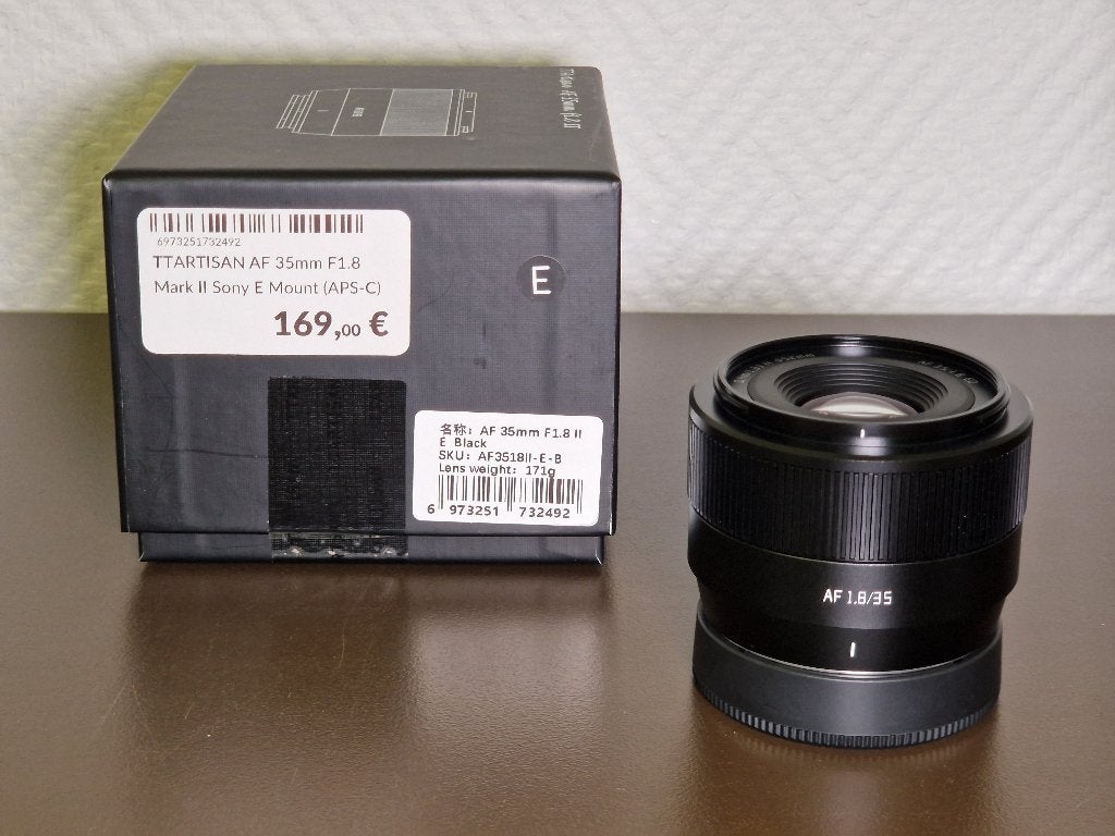 TTARTISAN AF 35 mm f/1.8 Mark II, monture E Sony (APS-C), Neuf, Info@movidis.nl, Enlèvement ou Envoi, Monture Sony E