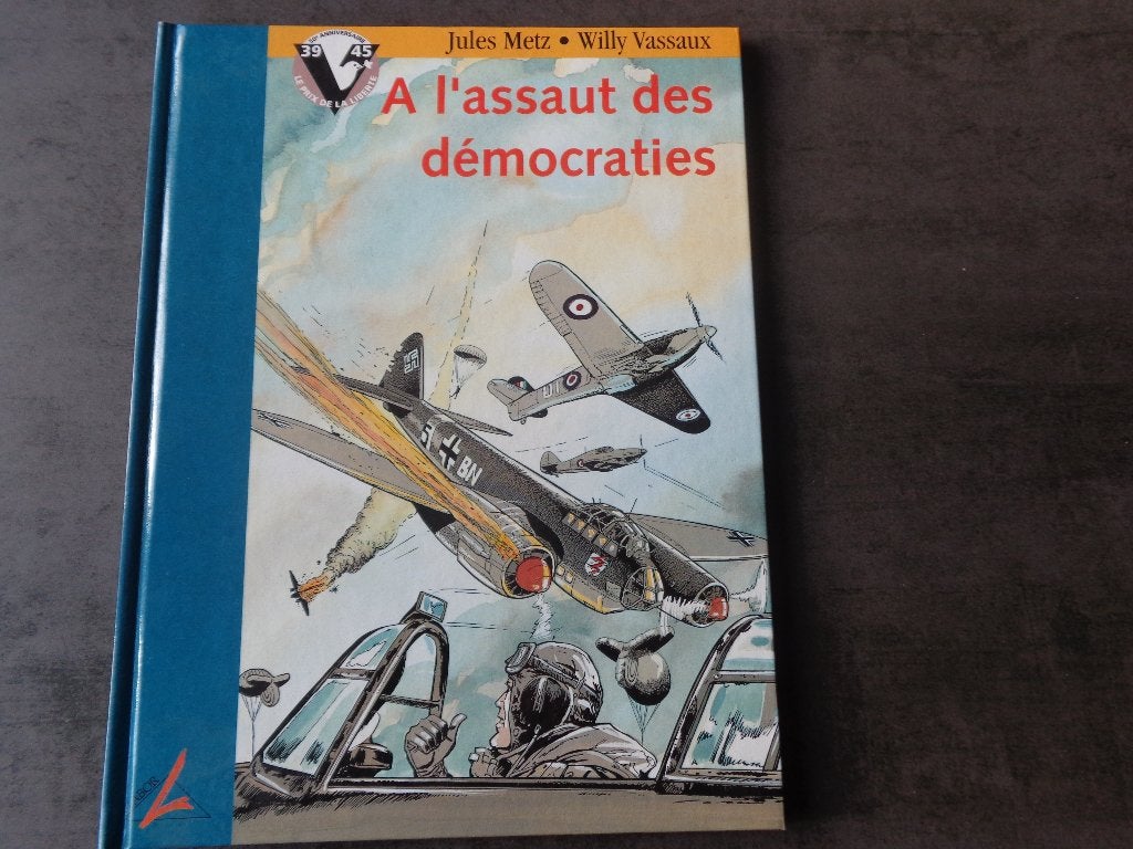 Stripboek „Assault on democracies” 1993, Ophalen