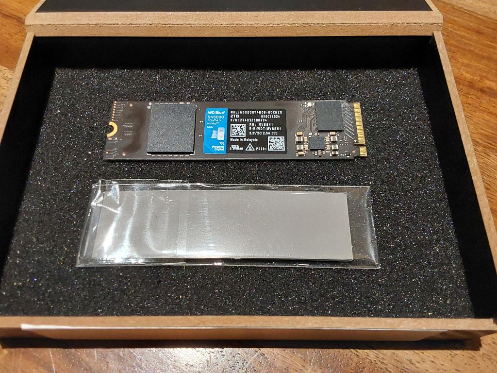 WESTERN DIGITAL WD BLUE M.2 SSD 2 TB - 2000 Gb model SN5000, Computers en Software, Ophalen, Intern, Zo goed als nieuw, SSD