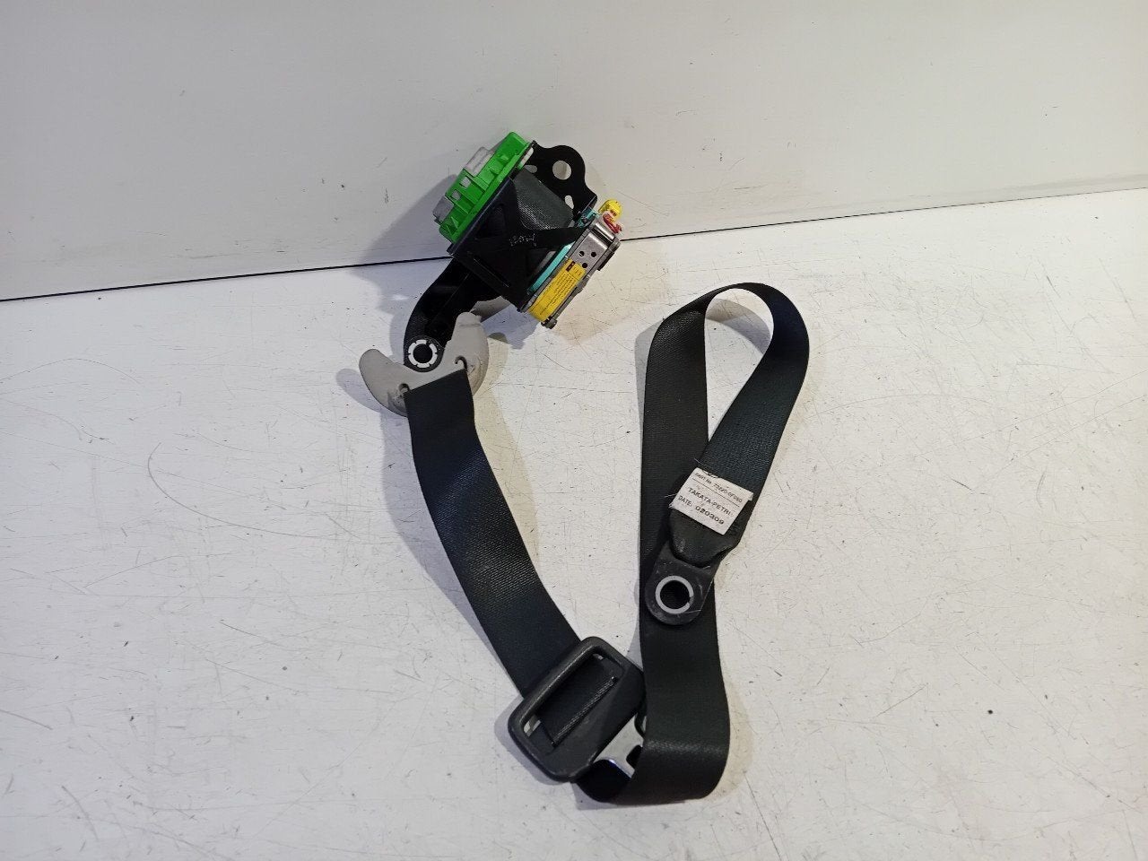 Veiligheidsgordel links voor Toyota Verso, Auto-onderdelen, Onderdelen@venauto.nl, Van der Ven Autorecycling B.V., Gebruikt, Ettenseweg 76, 4706 PB Roosendaal, The Netherlands