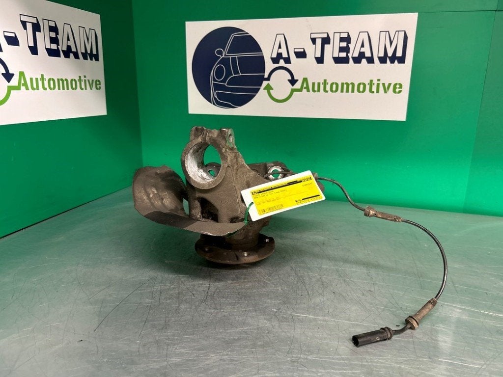 FUSEE AVANT GAUCHE BMW 3 serie (F30) (|42100|), Utilisé, BMW, Petuelring 130
80809  München, DE, Bayerische Motoren Werke AG