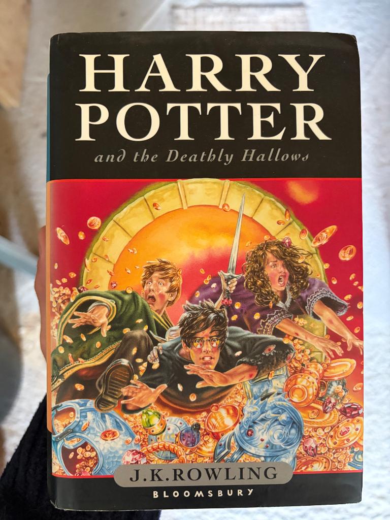 Harry Potter and the deadly hallows, Ophalen of Verzenden, Gelezen, Fictie