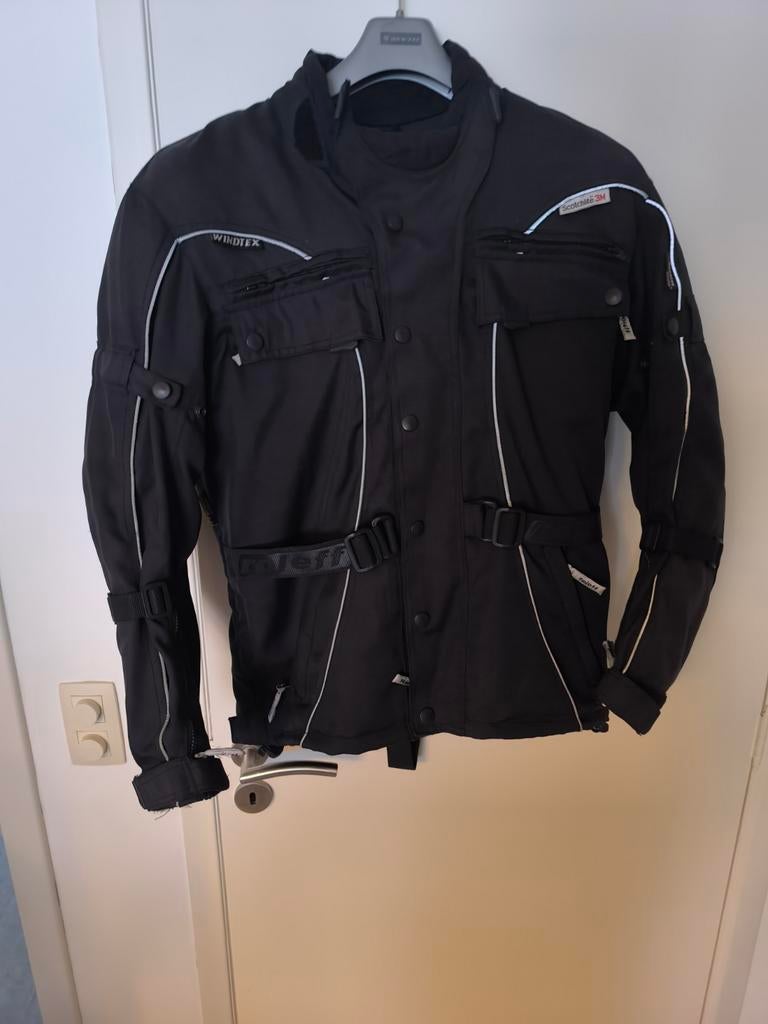 Motorjas roleff maat large, Motoren, Kleding | Motorkleding, Ophalen