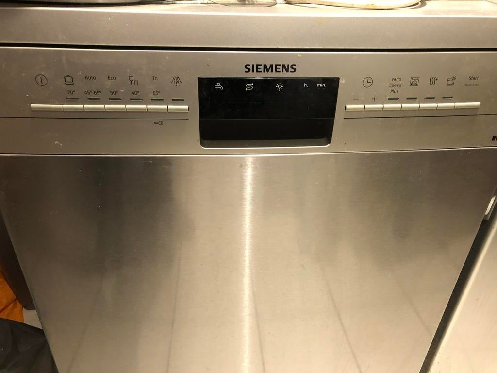 Siemens vaatwasser, Elektronische apparatuur, Vaatwasmachines, Ophalen, Zo goed als nieuw