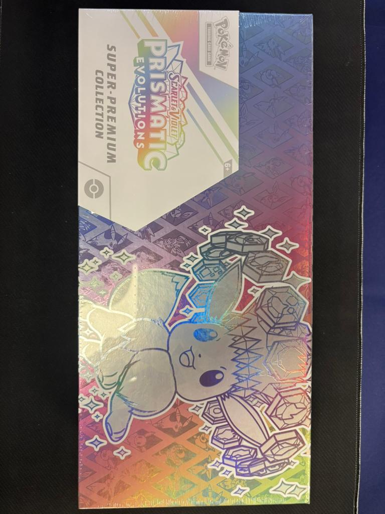 Pokemon prismatic evolutions super premium box sealed, Ophalen, Zo goed als nieuw