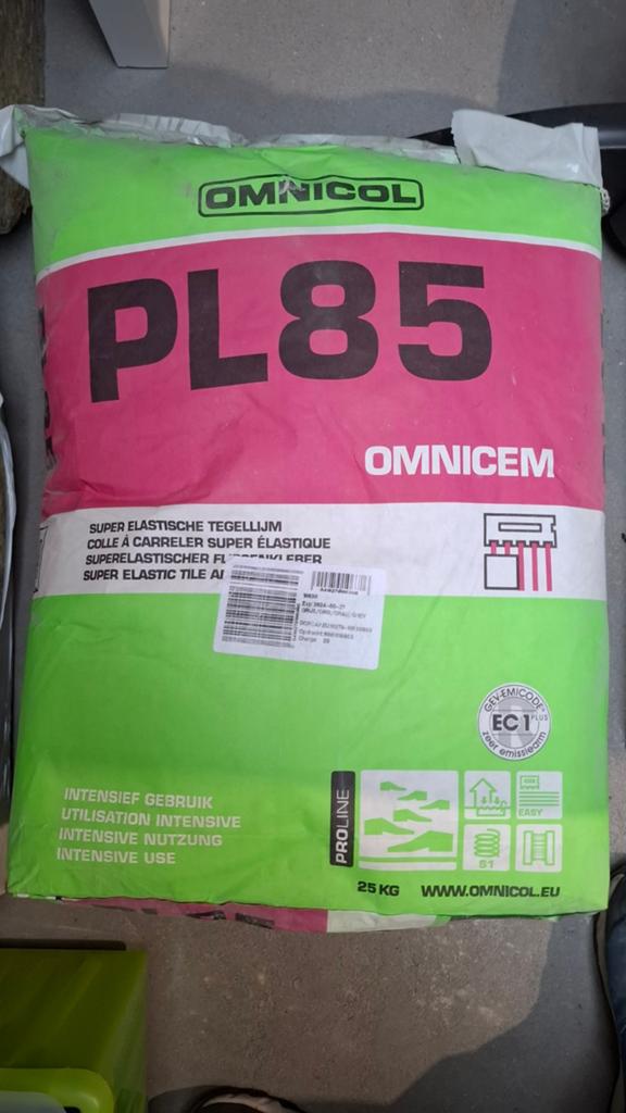 Omnicol PL 85 grijs tegellijm, Doe-het-zelf en Bouw, Tegels, Ophalen