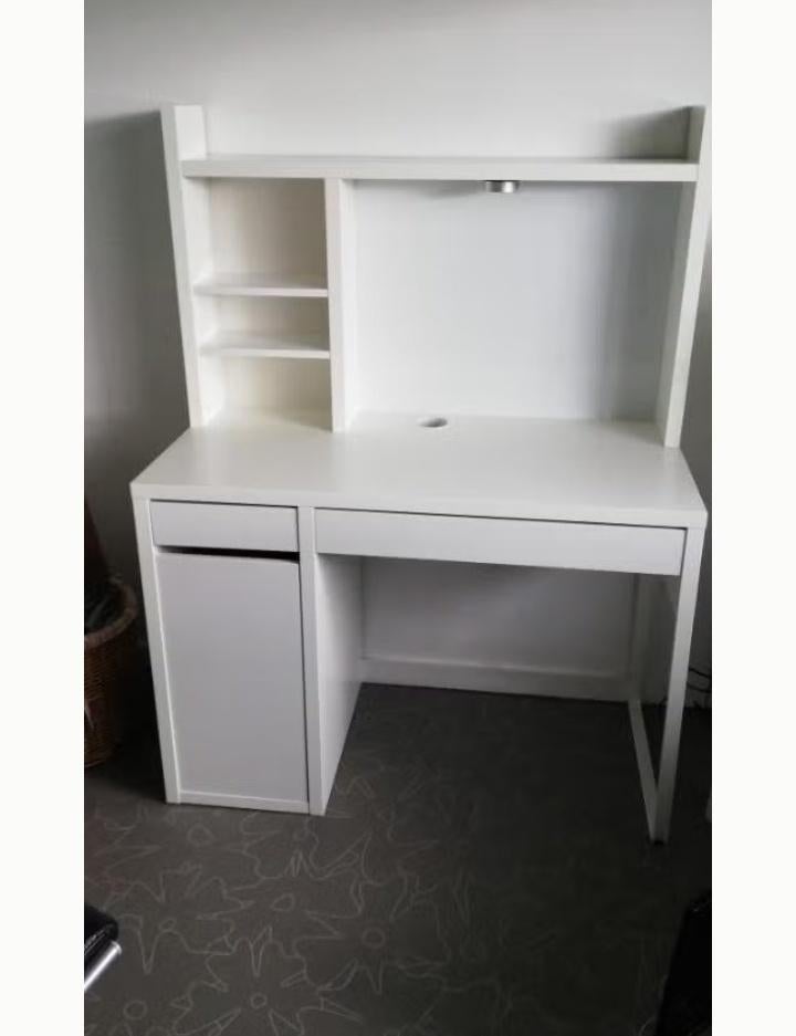 Bureau, Huis en Inrichting, Bureaus, Ophalen, 105 cm, 50 cm, Zo goed als nieuw