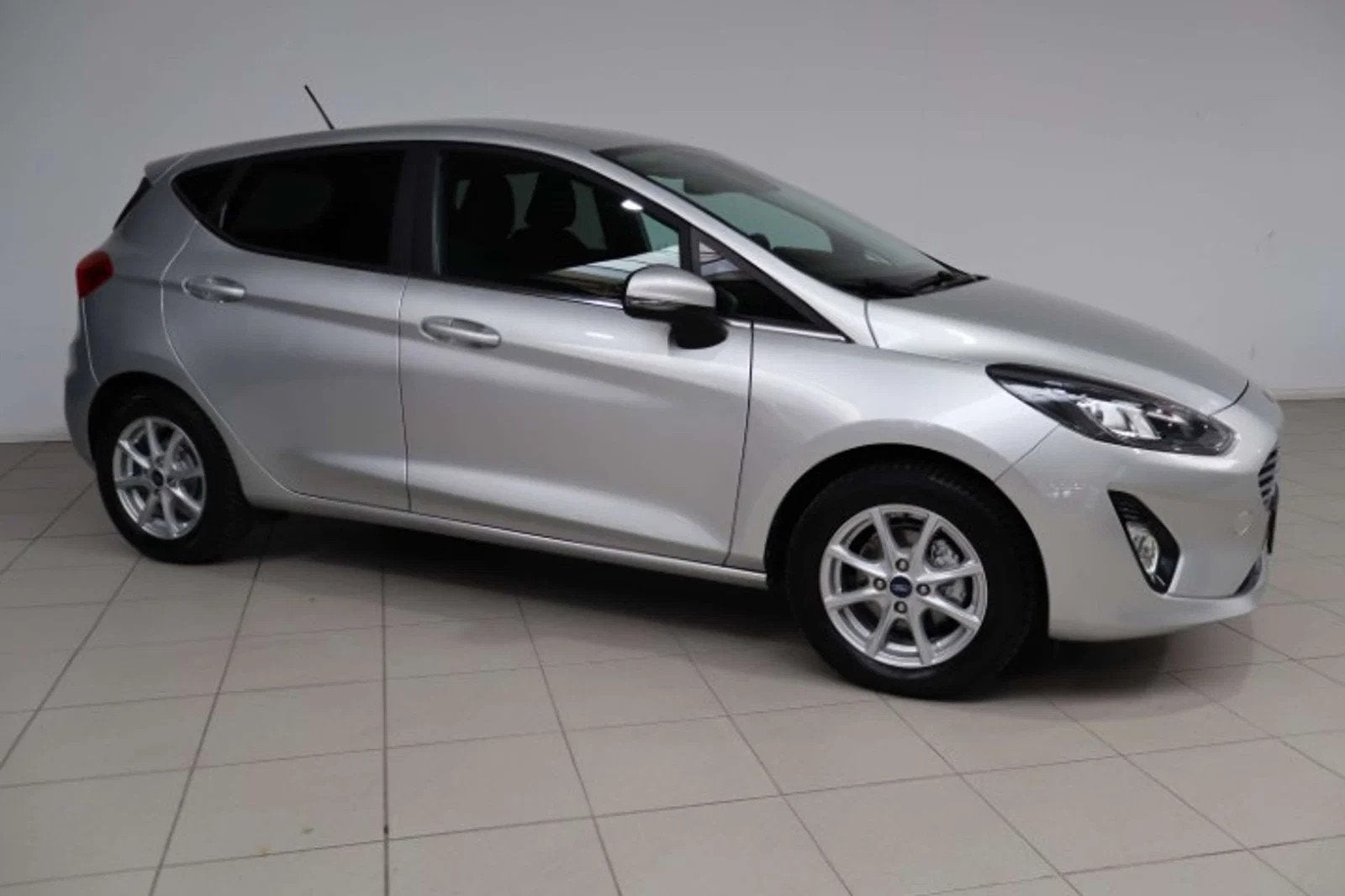 Ford Fiesta Fiesta 1.0 EcoBoost Apple Carplay/Android Auto, Argent ou Gris, Achat, 998 cm³, Euro 6
