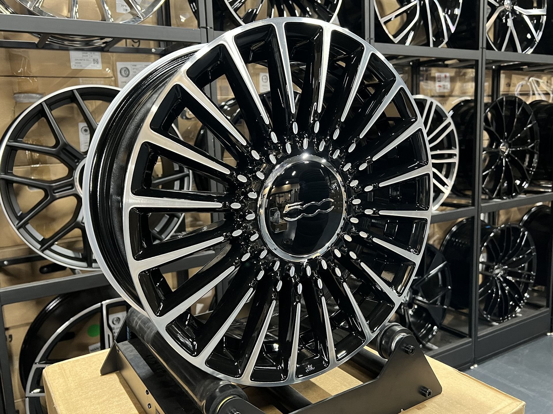 16'' Fiat 500 500C 500e velgen 4X98 EXCLUSIVE NIEUW!, Auto-onderdelen, Velg(en), -, -, Nieuw