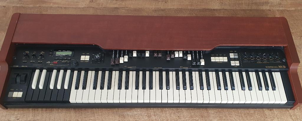 Hammond Xk-3c + expr. Pedal, Muziek en Instrumenten, Ophalen, Zo goed als nieuw, 61 toetsen