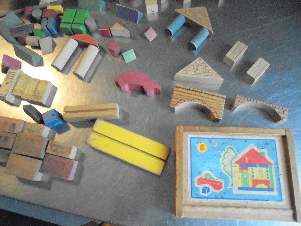 Onderdelen van houten blokken speelgoed jaren 1940, Ophalen of Verzenden