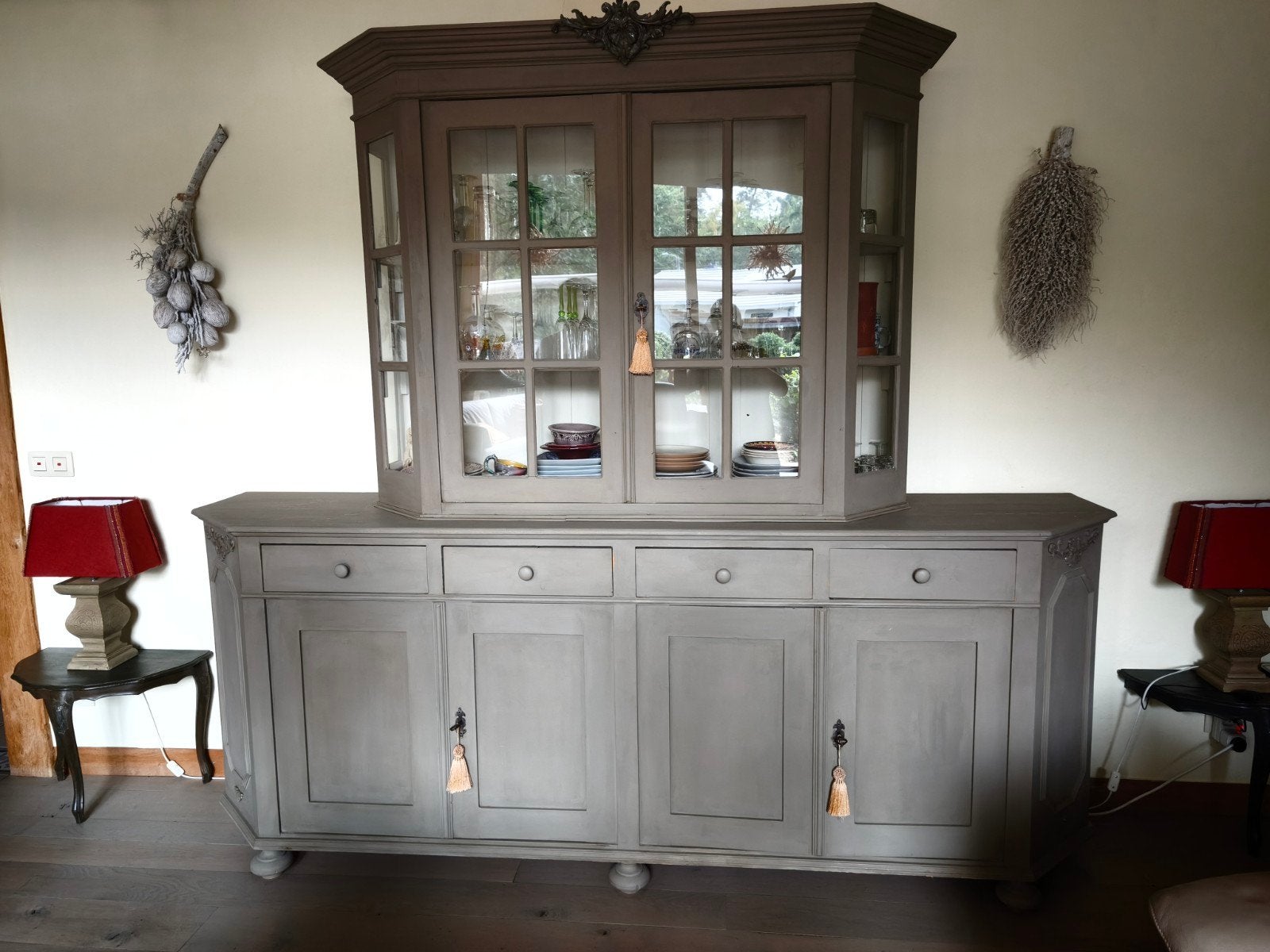 dressoir/ kast, Enlèvement, Utilisé, Pin, Avec tablette(s)