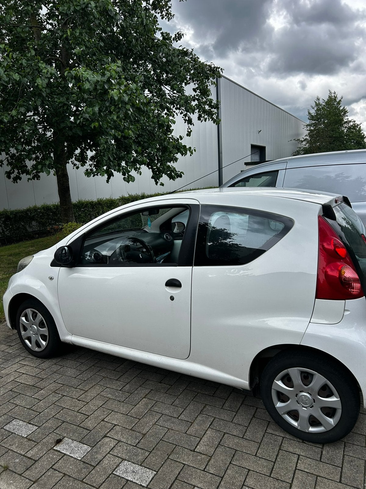 Peugeot 107, Voorwielaandrijving, Stof, 50 kW, Wit