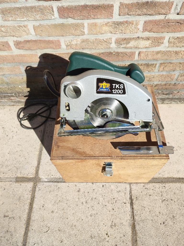 Scie circulaire 1200W 185mm, 1200 watts ou plus, 70 mm ou plus, Comme neuf, Enlèvement