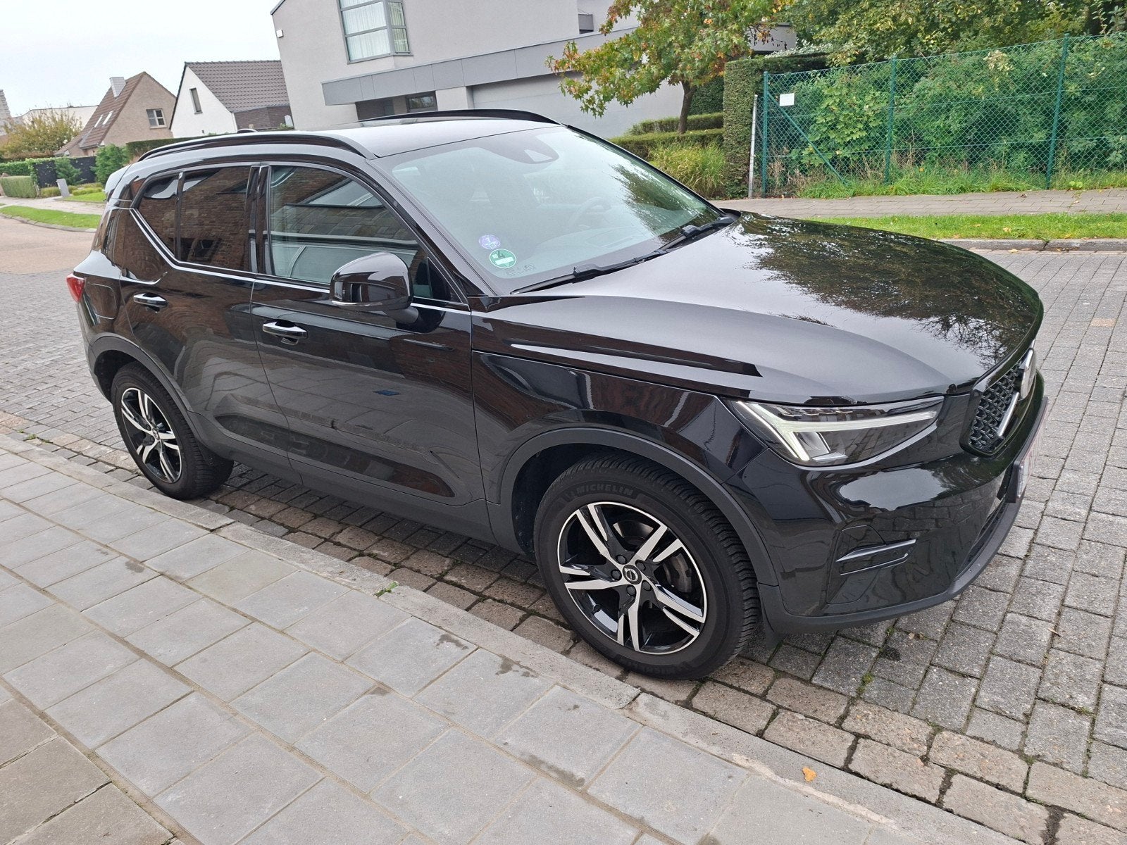 VOLVO XC40 T2 plus dark, Auto's, Dealer onderhouden, Zwart, Leder, Particulier