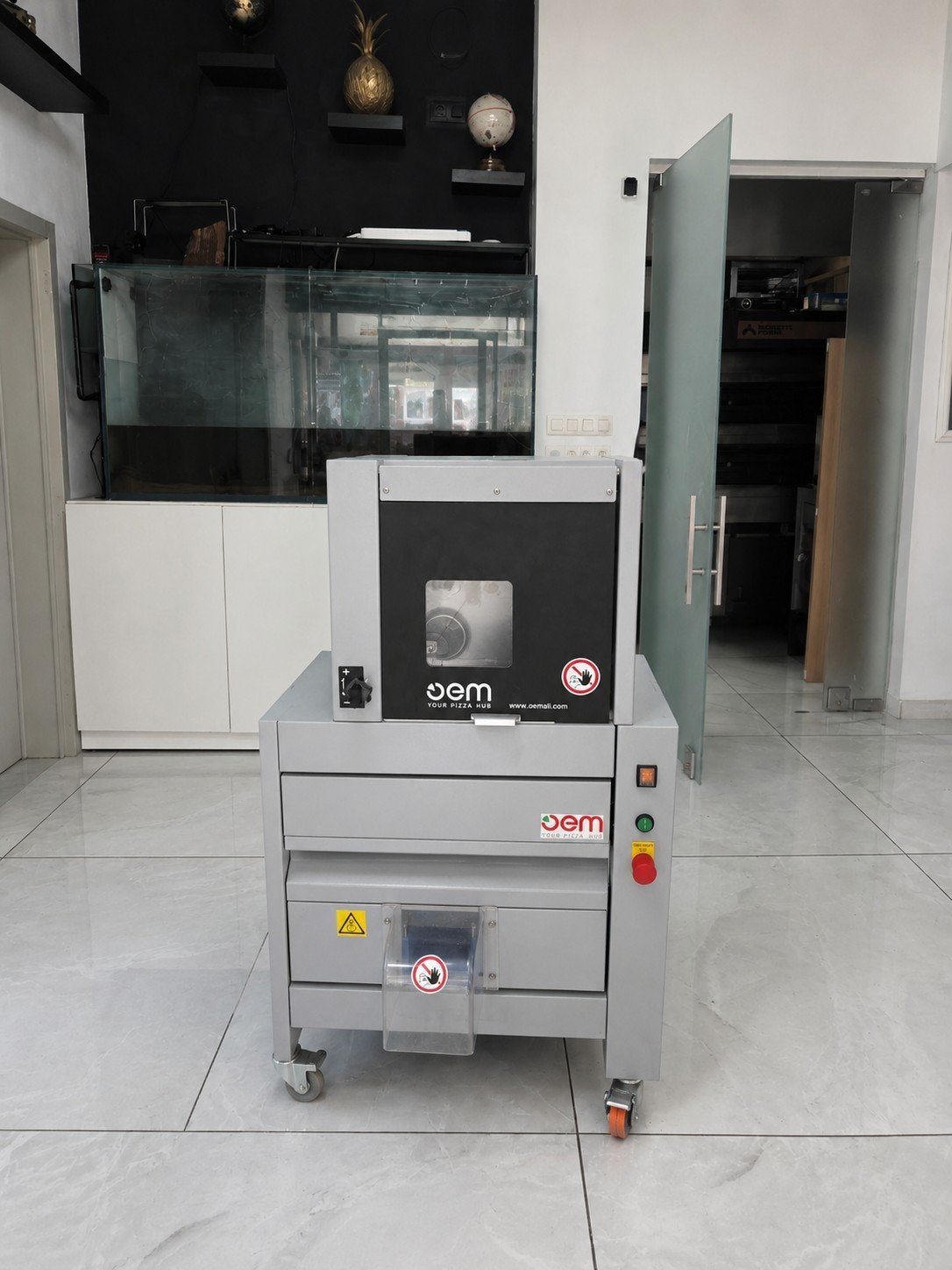 Machine professionnelle OEM pour pâte à pizza – Diviseuse, Ophalen, Nieuw zonder verpakking
