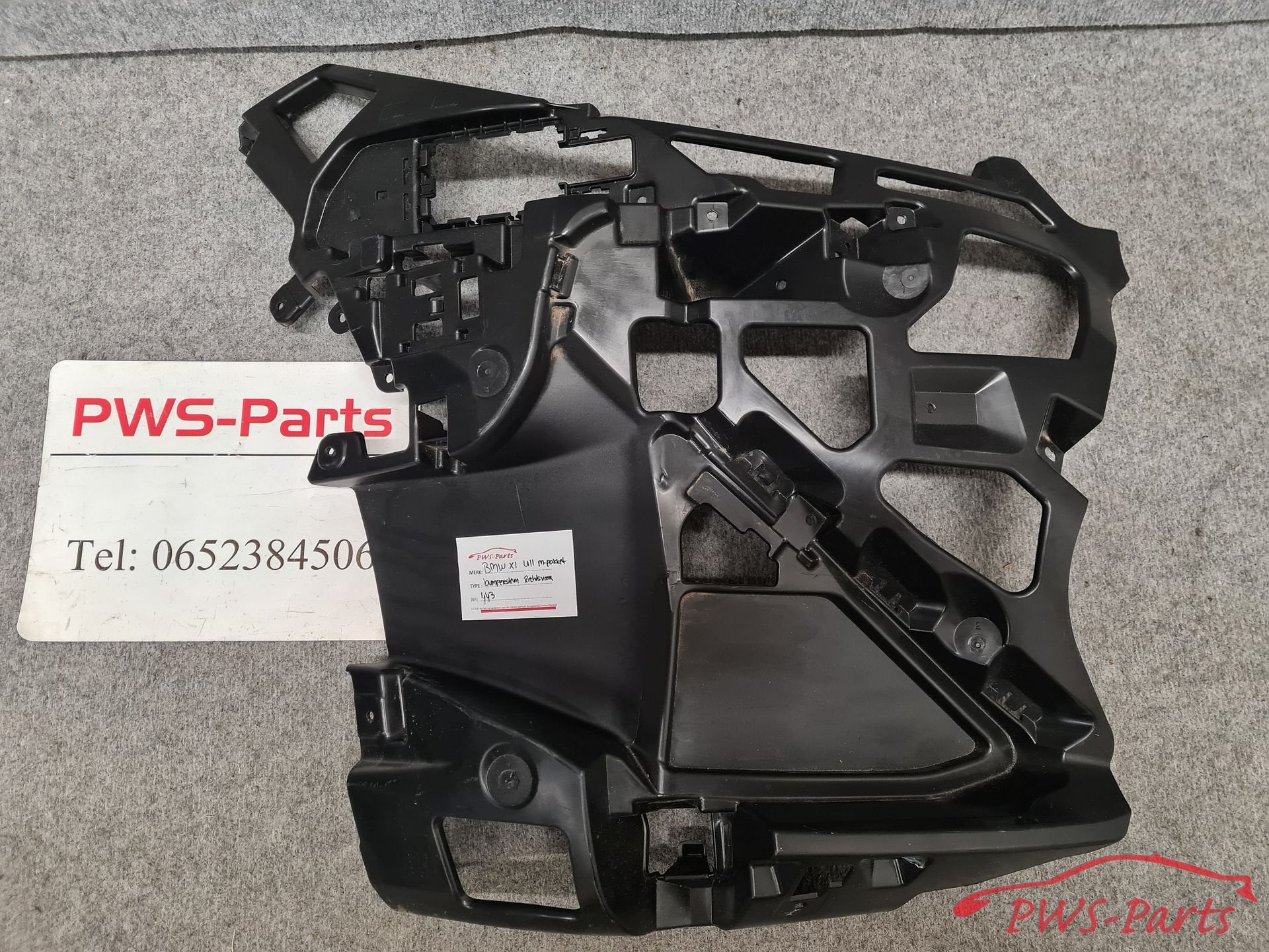 BMW X1 U11 M-PAKKET M BUMPERSTEUN ADAPTER RECHTS VOORBUMPER, -, Utilisé, -, -