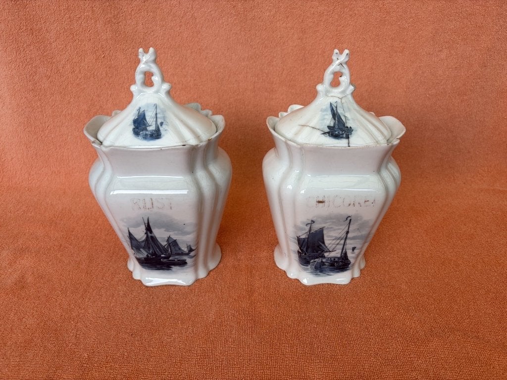 2 Porseleinen potten samen € 5, Antiquités & Art, Enlèvement ou Envoi