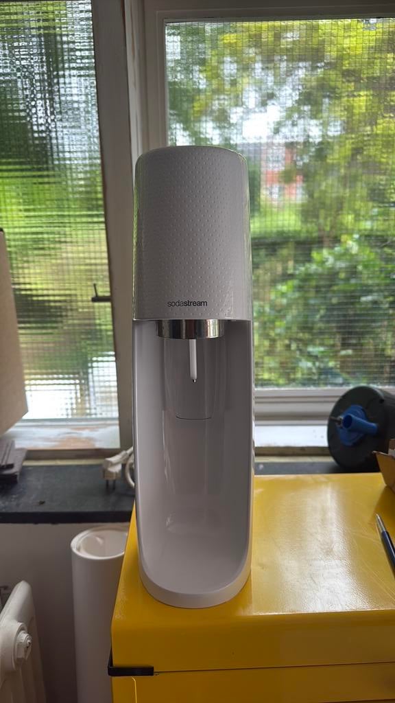 Te koop: SodaStream Terra in witte uitvoering., Elektronische apparatuur, Bruiswatermachines, Ophalen, Gebruikt