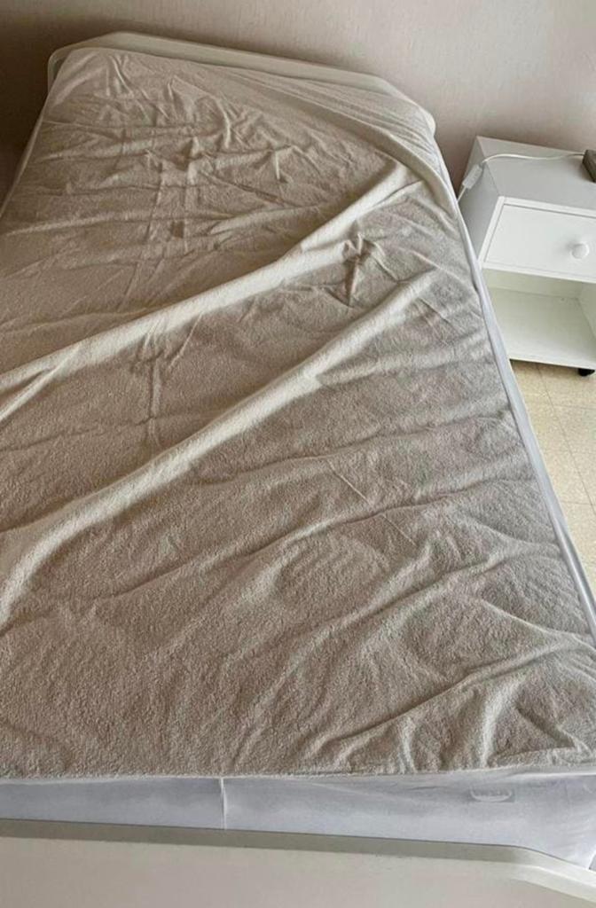 1-persoonsbed wit compleet, Huis en Inrichting, Slaapkamer | Waterbedden, Ophalen, Solo-systeem, 90 cm, Eenpersoons