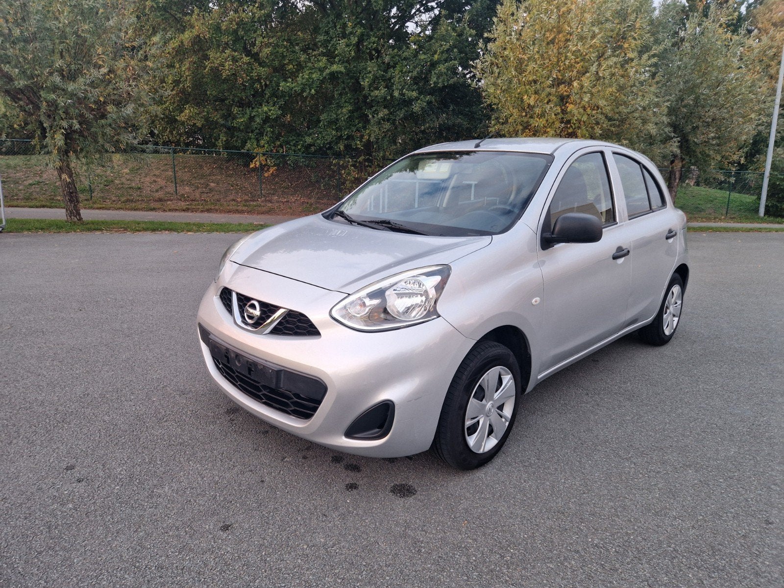 Nissan micra 12cc benzine euro5 Km 30.000 km eerste eigenaar, Autos, 57 kW, Achat, Entreprise, Noir
