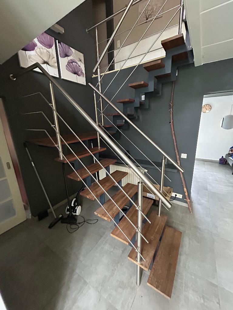 Eigentijdse trap, Doe-het-zelf en Bouw, Ladders en Trappen, Trap, Ophalen