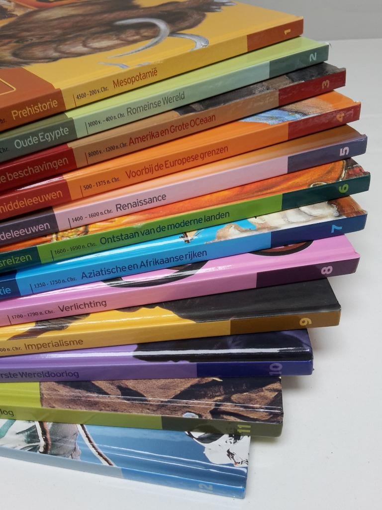 12-Delige reeks boeken Geschiedenis van de wereld, als nieuw, Ophalen of Verzenden, Zo goed als nieuw