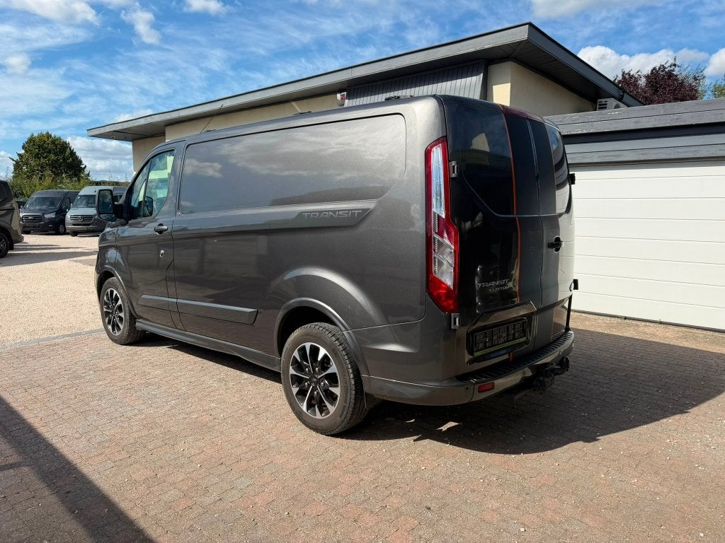 FORD TRANSIT CUSTOM * SPORT * 185PK * L1 * CAMERA *22273+BTW, Auto's, Voorwielaandrijving, Dealer onderhouden, 1995 cc, 2077 kg