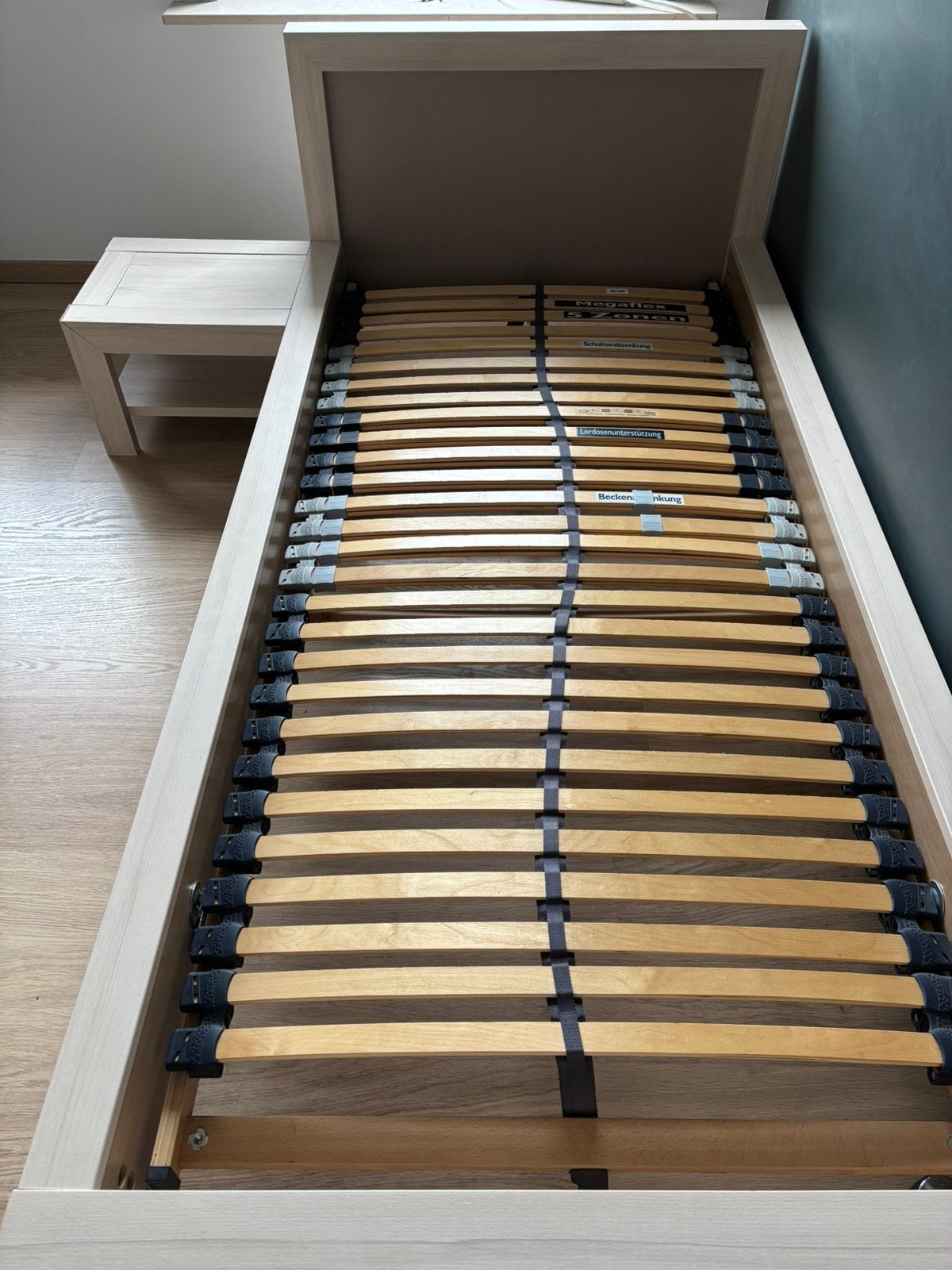 Eenpersoonsbed, Ophalen, 90 cm, Eenpersoons, Zo goed als nieuw