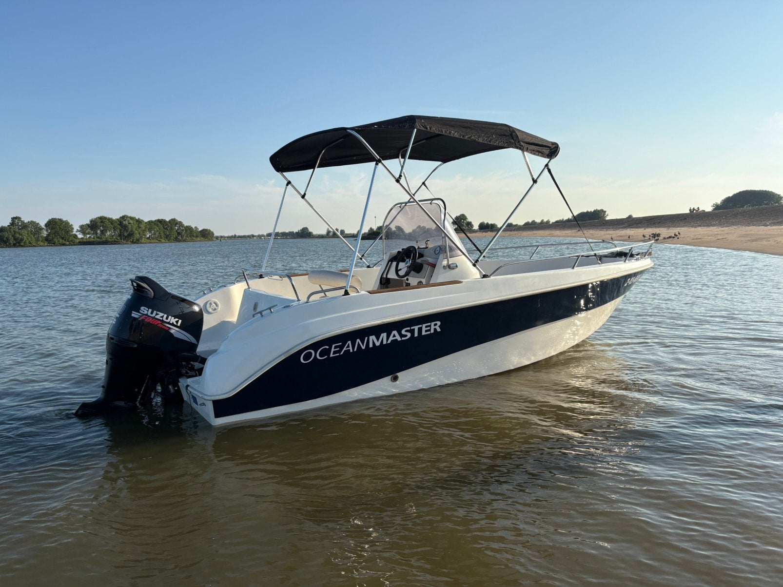 Bateau console Oceanmaster avec Suzuki DF 140 ch, Avec télécommande, Enlèvement, Utilisé, Moteur hors-bord