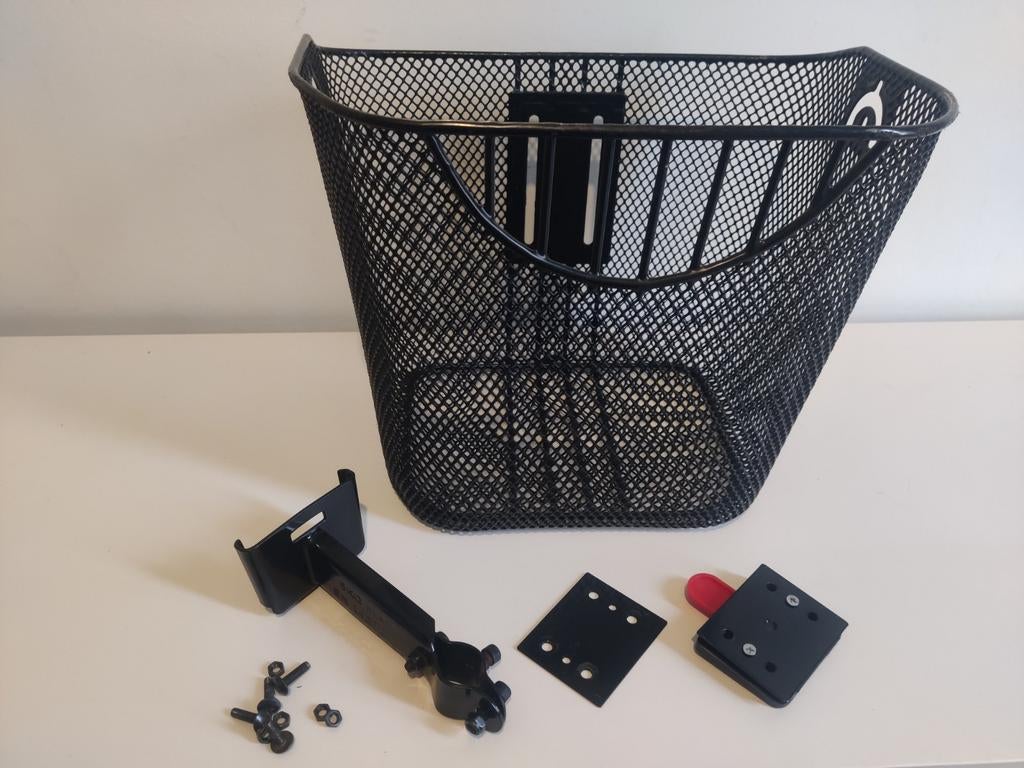 Fietsmandje zwart compleet met bevestiging voor stuur, Ophalen, Zo goed als nieuw, Fietsmand, Stuurbevestiging