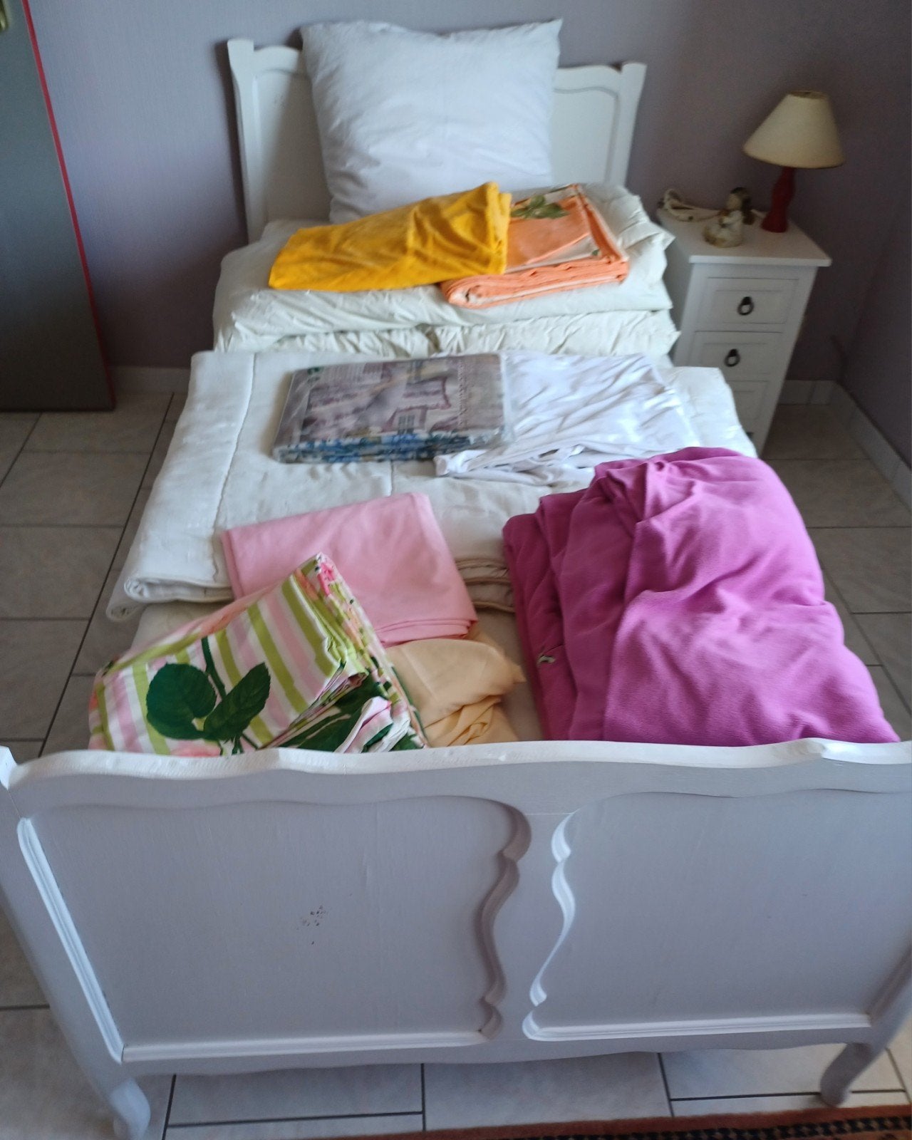 eenpersoonsbed met alle benodigdheden., Huis en Inrichting, Ophalen, Kussen