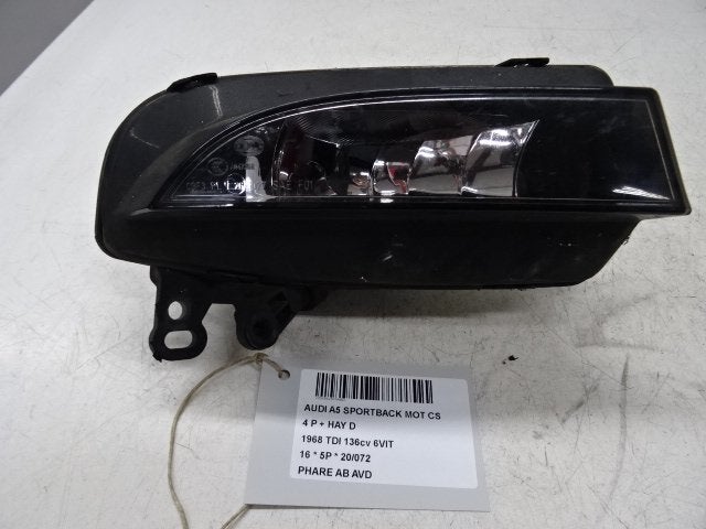 ANTI BROUILLARD AVANT DROIT A5 Sportback (8TA) (8T0941700F), Auto-Union-Straße  1,
85057  Ingolstadt, DE, Info@audi.de, Audi, Utilisé