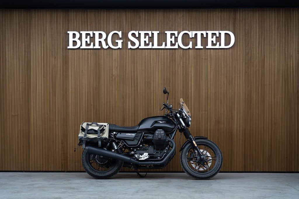Moto Guzzi V7 | III Stone | Zijtassen | Volle Historiek, Motoren, Moto Guzzi, 4 cilinders, 23826 Mandello del Lario, Bedrijf