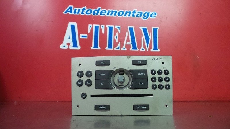 RADIO Opel Vectra B (36) (01-1995/04-2002), Auto-onderdelen, Gebruikt, Opel, Opel Automobile GmbH, Kontakt-opel@opel.com