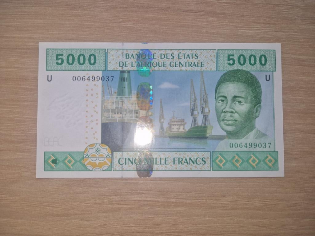 5000 francs camerounais, Enlèvement ou Envoi