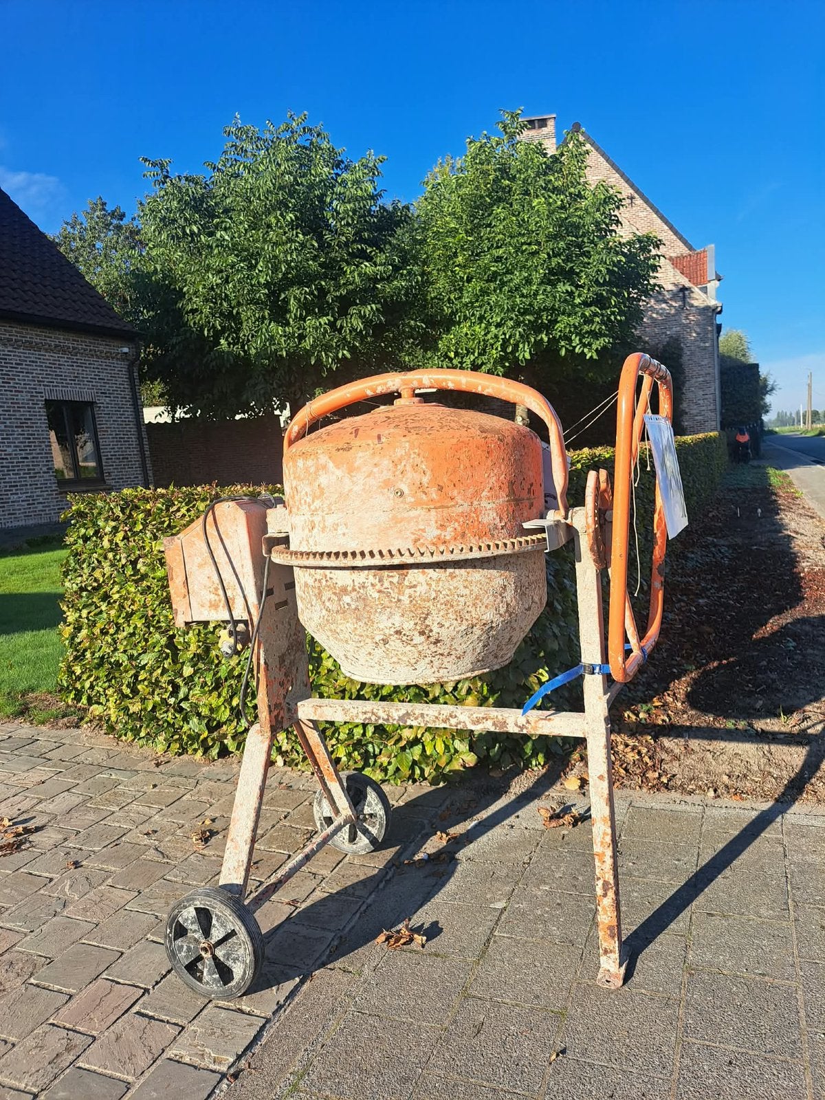 Betonmolen perfecte staat, Doe-het-zelf en Bouw, Ophalen, Zo goed als nieuw