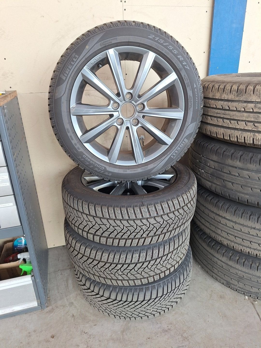 Volkswagen Passat Winterset 17 Inch, Ophalen, -, -, Banden en Velgen