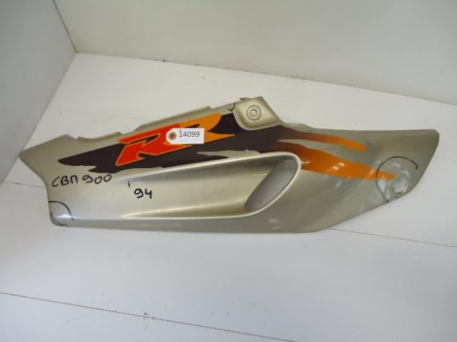 CBR900 1994 - 1995, 1992 - 1993 Honda Kuipdeel D1-18163
