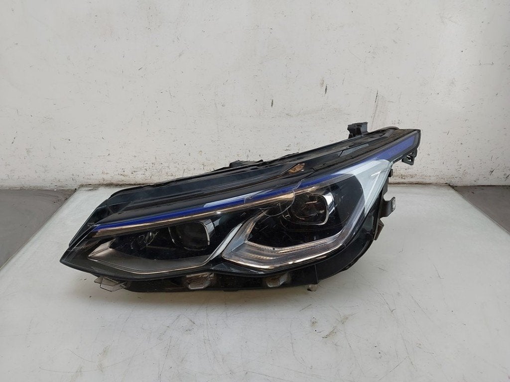 KOPLAMP LINKS Volkswagen Golf VIII (CD1) (01-2019/-), Dhr. J. Ham, Gebruikt, Volkswagen, Administratie@autoham.nl